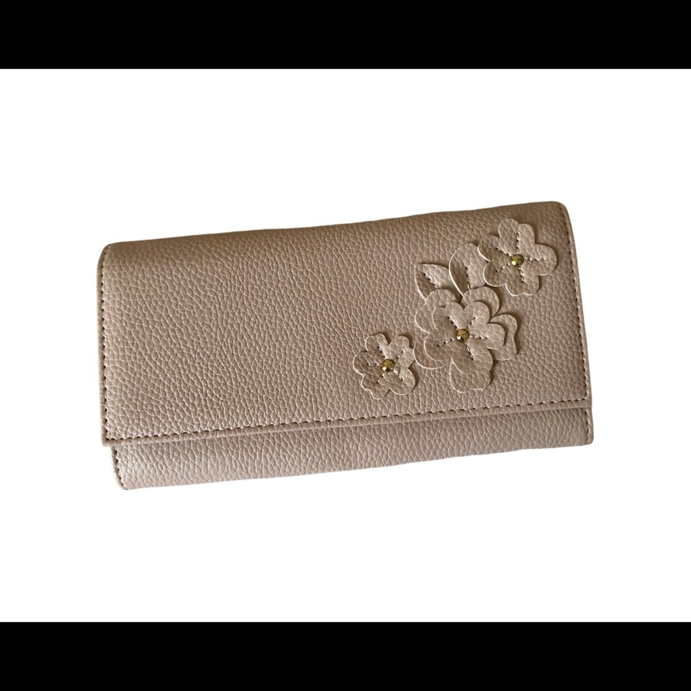 Brandless faux leather pink wallet.